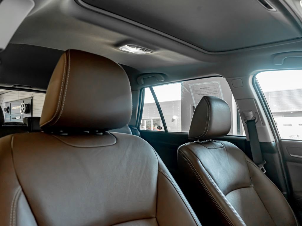 Used 2018 Subaru Outback 3.6R Touring image 30