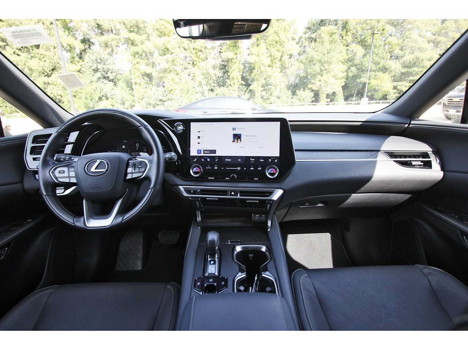 Used 2025 Lexus RX 350 Premium Plus w/ Accessory Package (Z1) FWD image 7