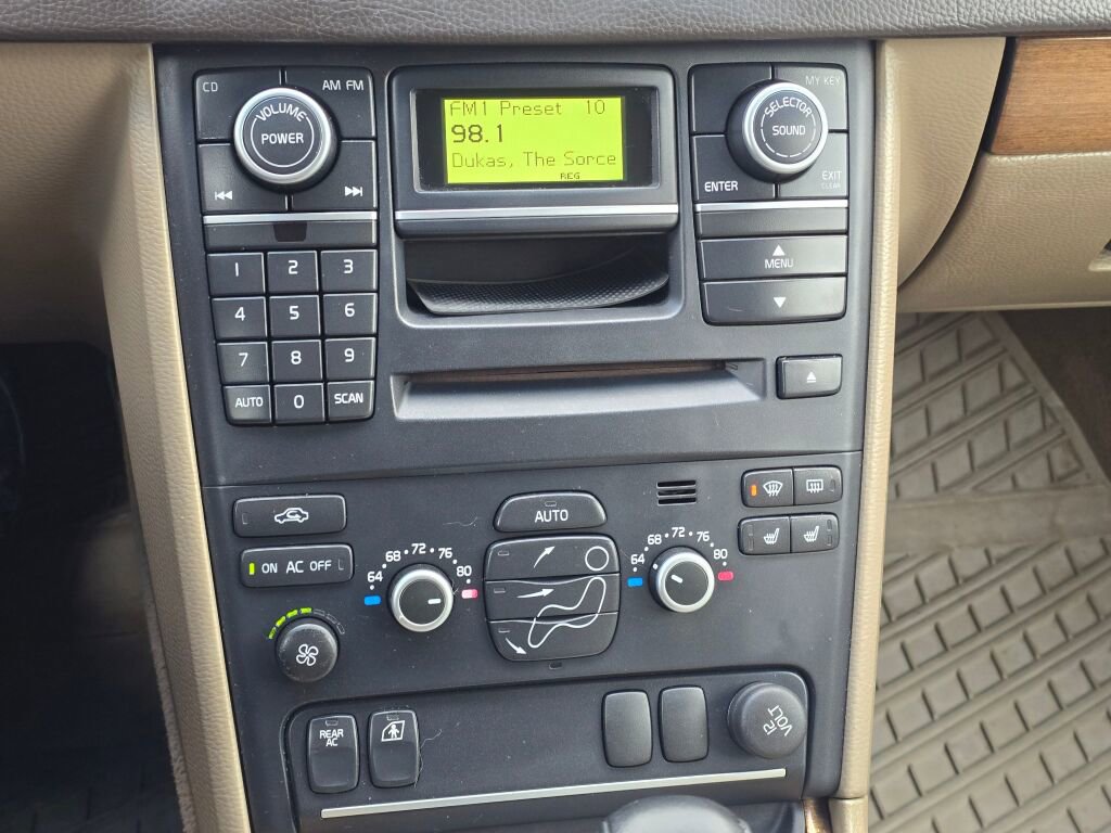 Used 2009 Volvo XC90 3.2 image 28