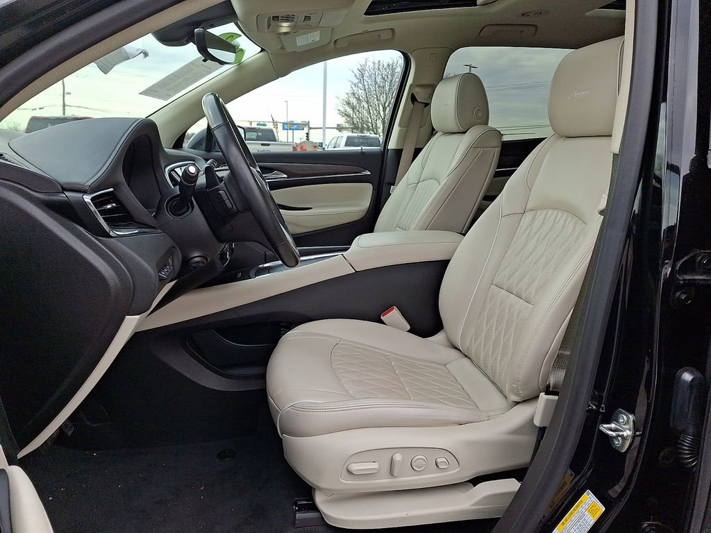 Used 2023 Buick Enclave Avenir w/ LPO, Floor Liner Package image 15