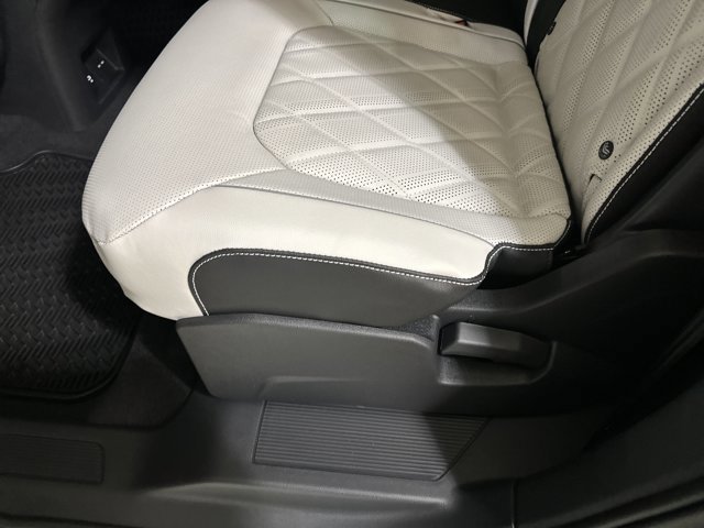 New 2026 Volkswagen Atlas Cross Sport SEL Premium R-Line image 23