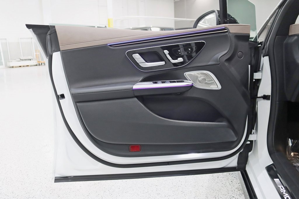 Used 2023 Mercedes-Benz EQE AMG 4MATIC Sedan image 33