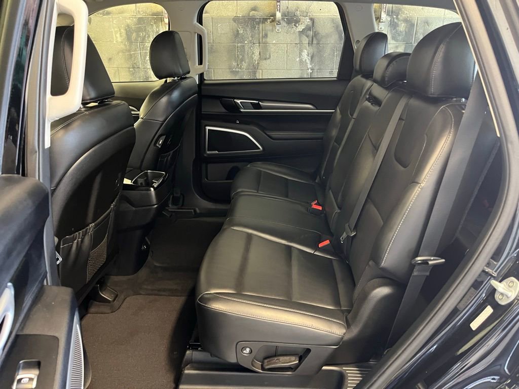 Used 2020 Kia Telluride LX image 25