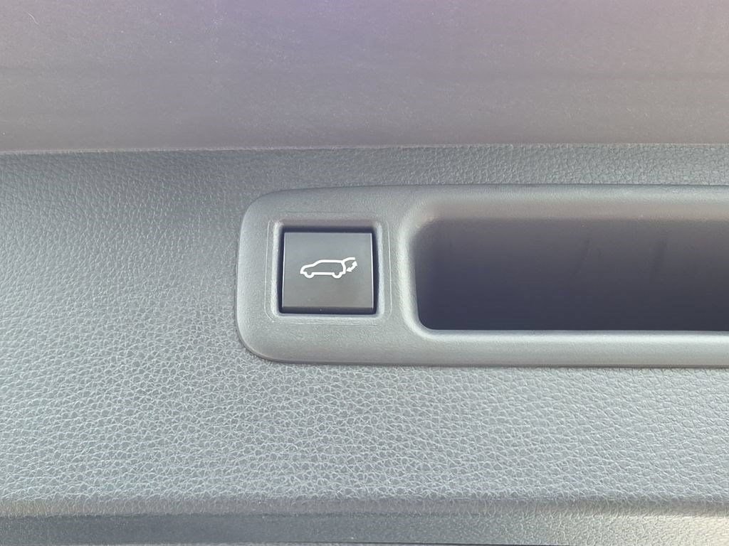 Certified 2026 Toyota Highlander XLE AWD/4WD image 35