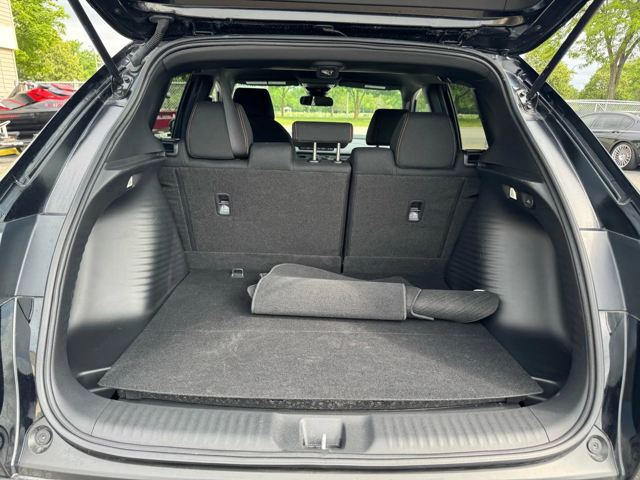 Used 2025 Honda HR-V Sport image 17