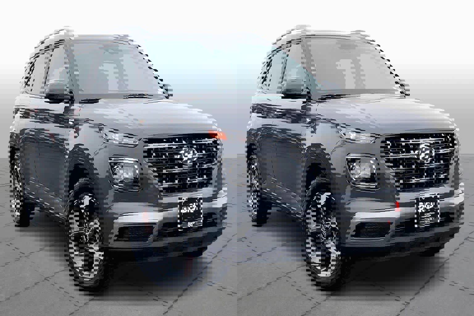 Used 2025 Hyundai Venue SEL image 3