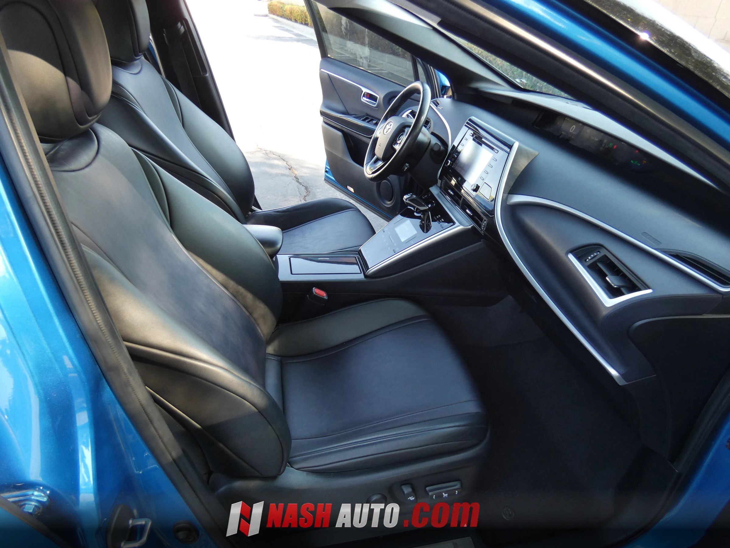Used 2018 Toyota Mirai FWD image 26