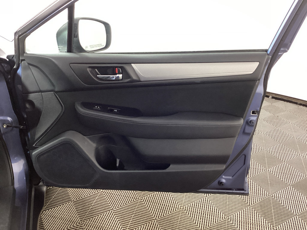Used 2018 Subaru Outback 2.5i Premium image 9