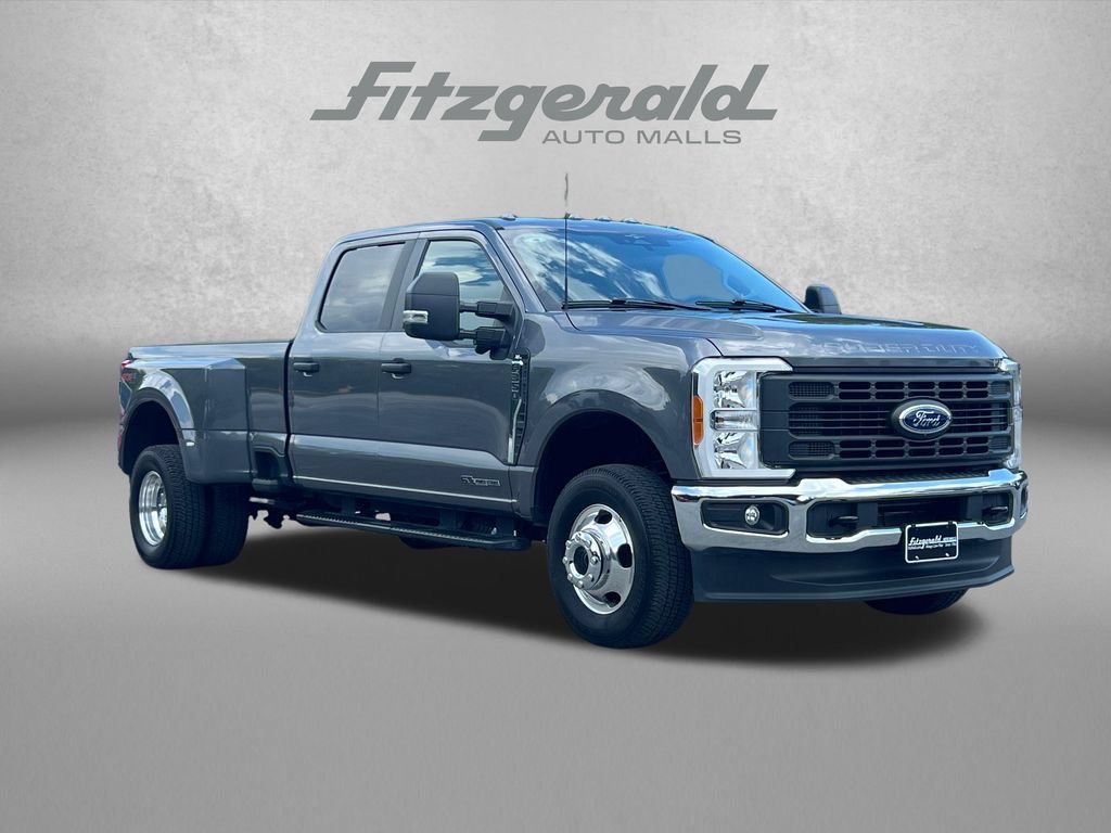 Used 2023 Ford F350 XL w/ 360-Degree Camera Package AWD/4WD image 1