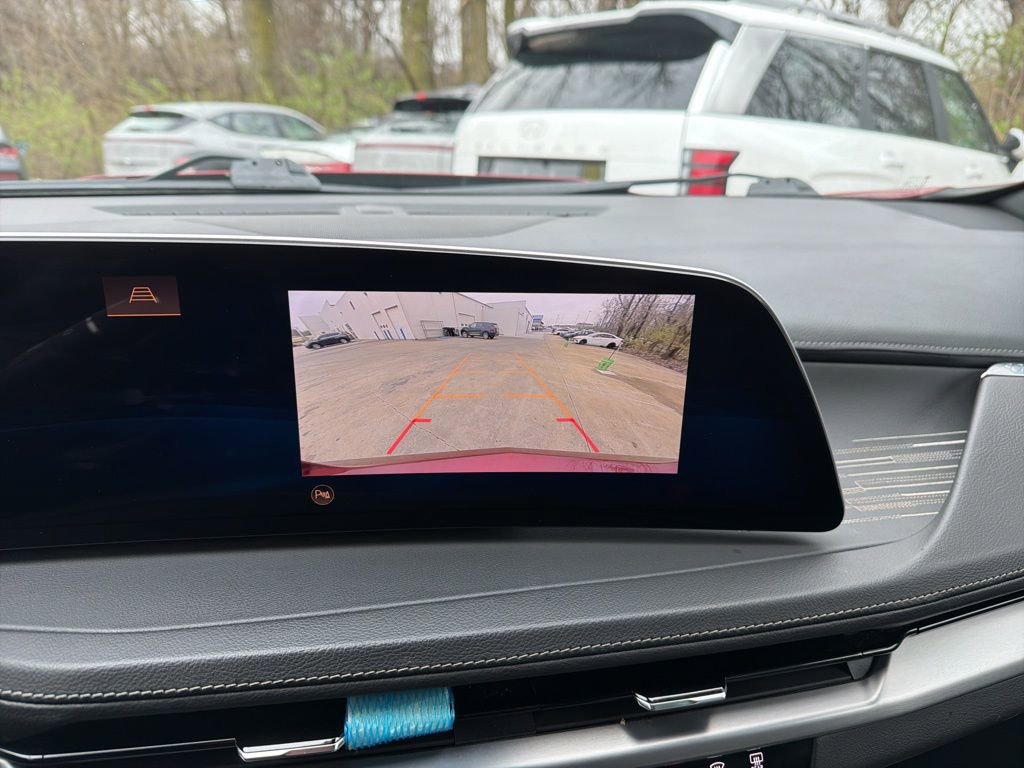 Used 2024 Cadillac XT4 Premium Luxury image 25