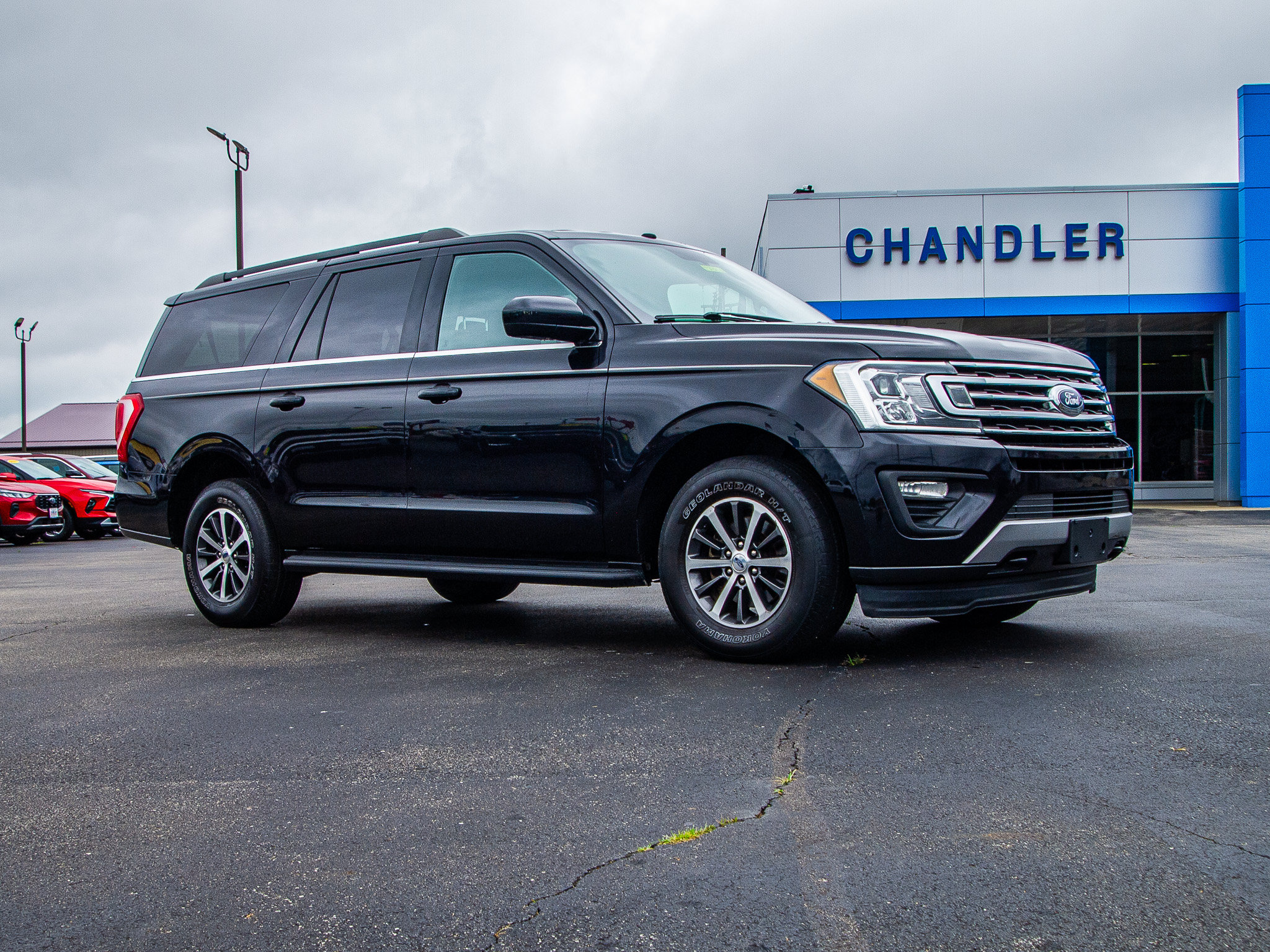 Used 2019 Ford Expedition Max XLT AWD/4WD image 9