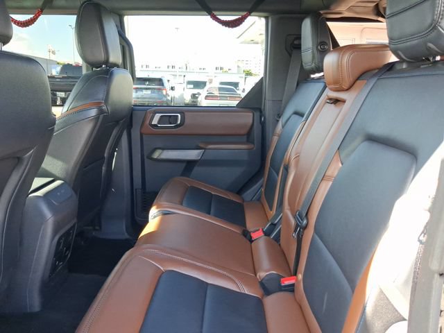 Used 2023 Ford Bronco Outer Banks AWD/4WD image 6