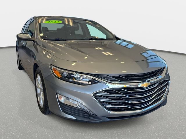 Used 2023 Chevrolet Malibu LT FWD image 3