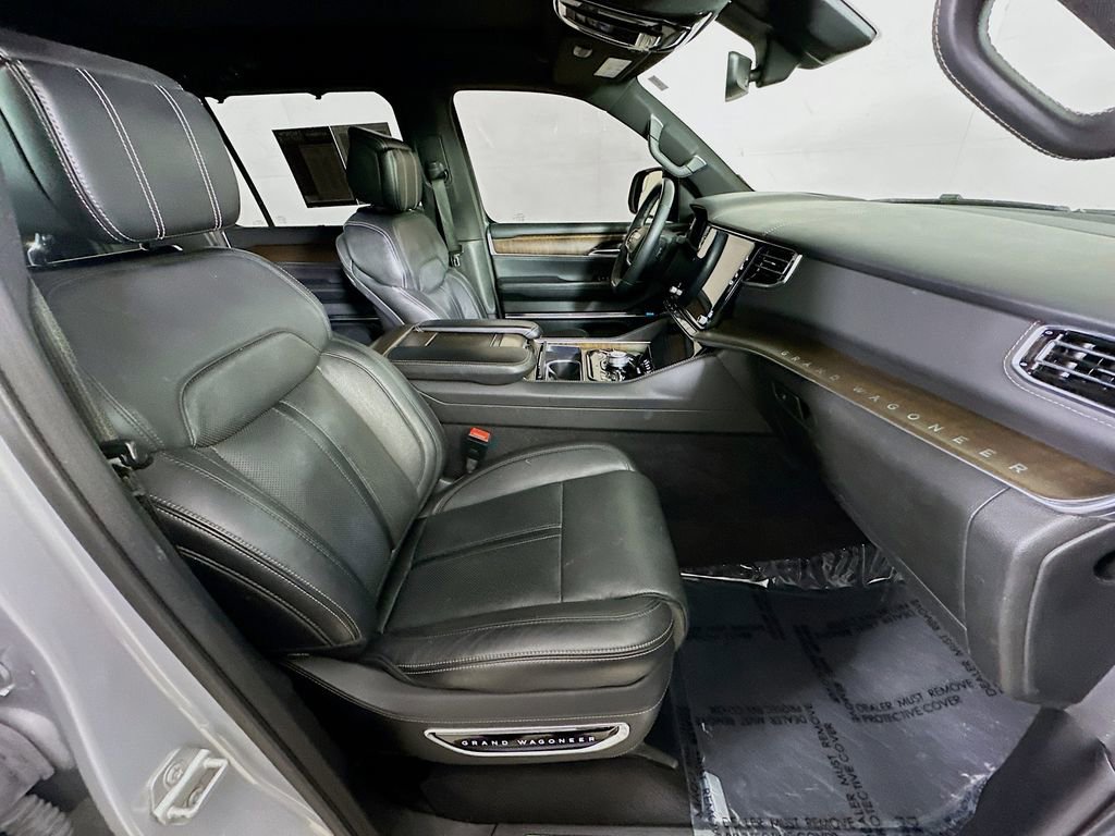 Used 2023 Jeep Grand Wagoneer 4WD image 12