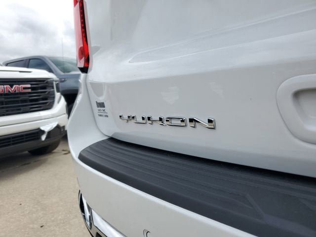 New 2026 GMC Yukon XL Elevation RWD image 8