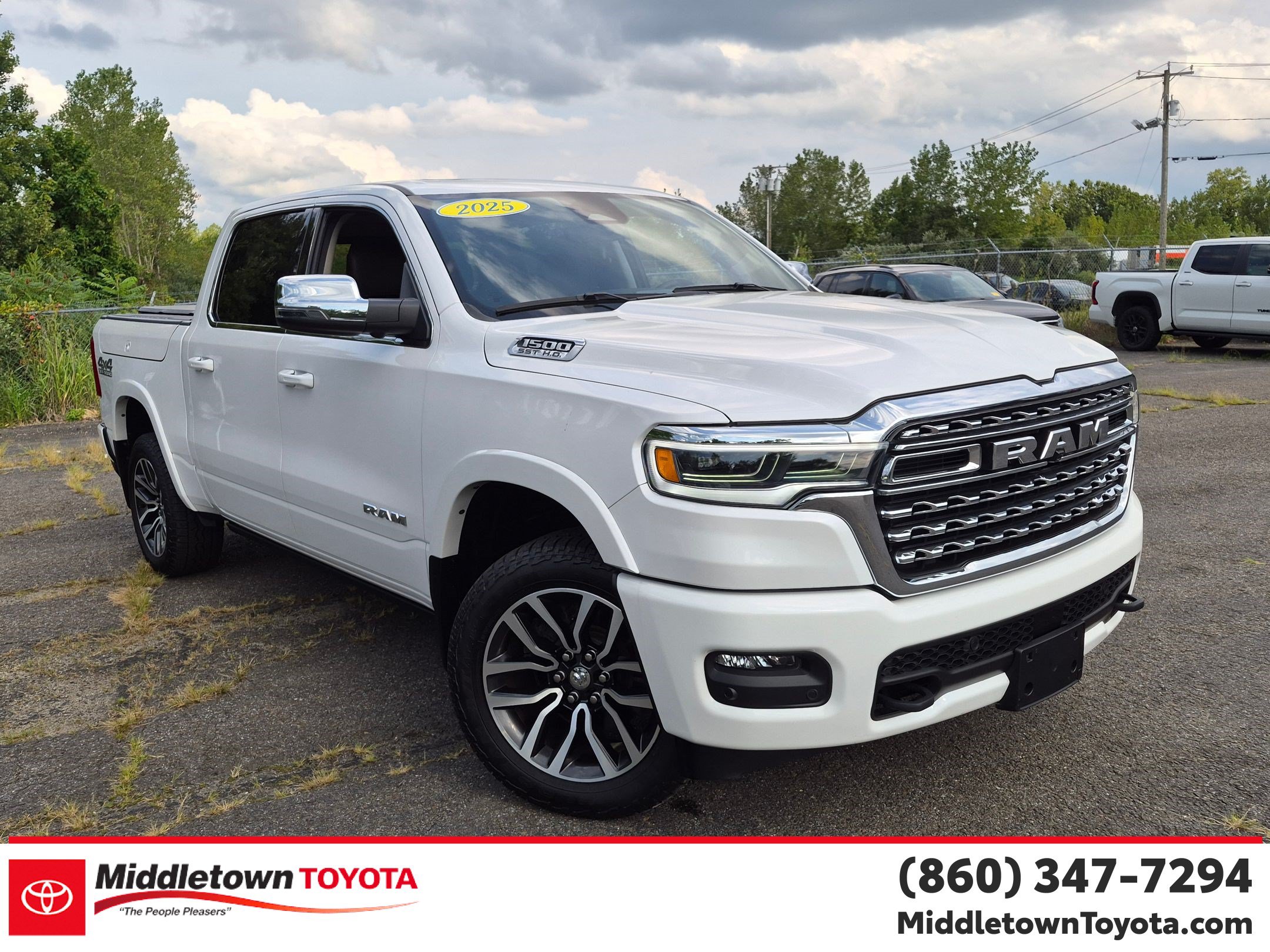 Used 2025 RAM 1500 Limited w/ Off Road Group AWD/4WD image 1