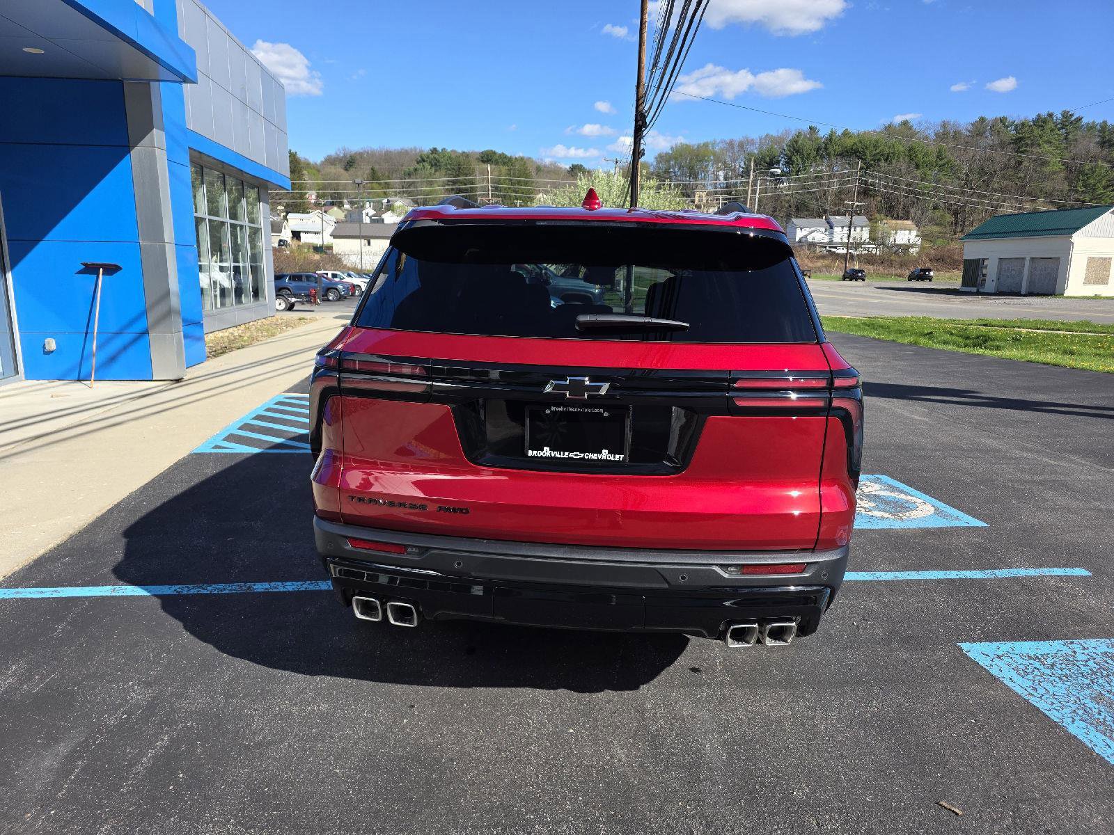 New 2026 Chevrolet Traverse LT w/ Midnight/Sport Edition image 6