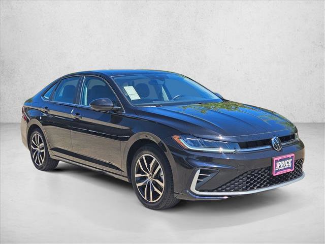Used 2025 Volkswagen Jetta SE video 3