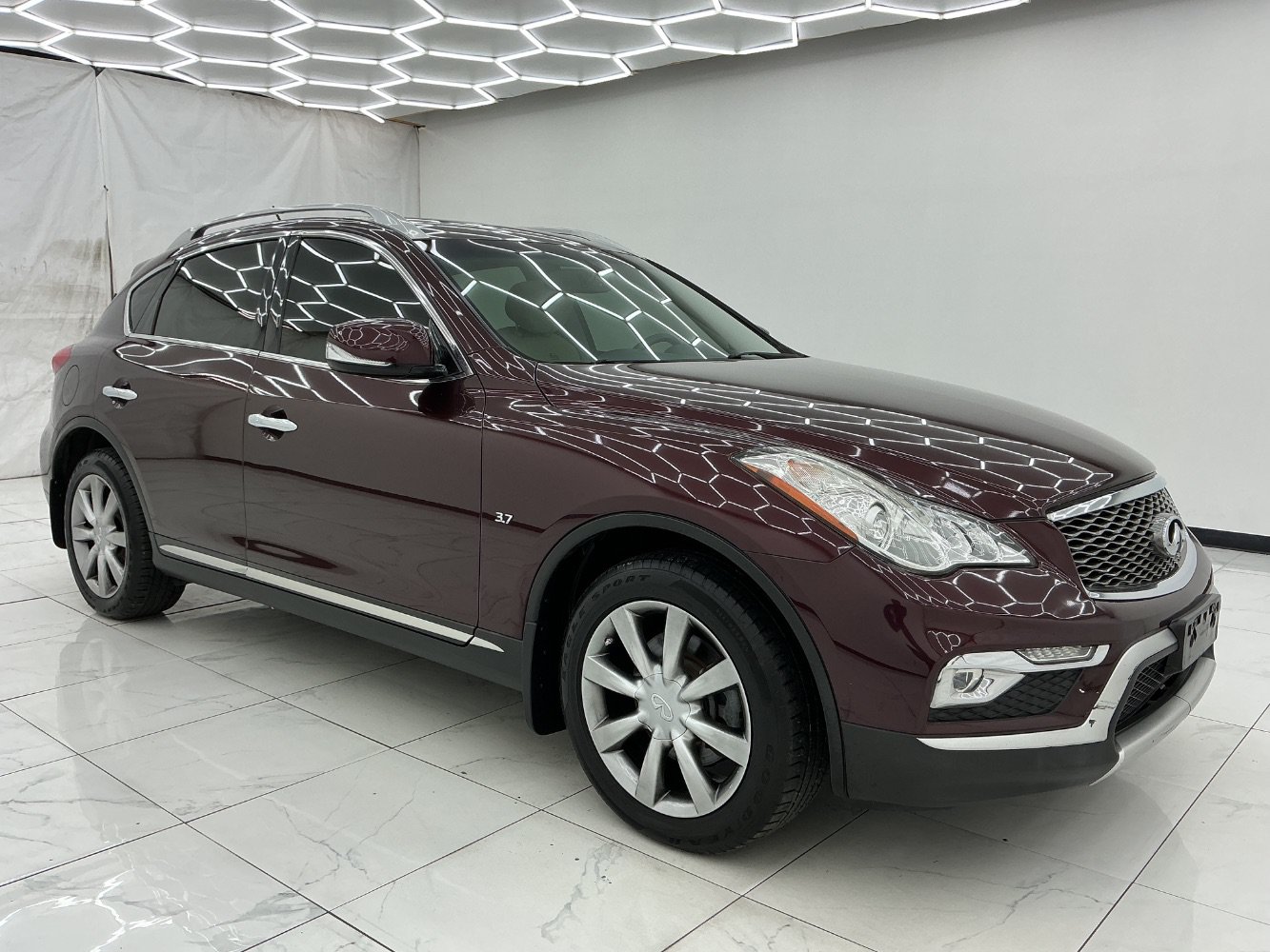 Used 2016 INFINITI QX50 AWD w/ Premium Package image 7