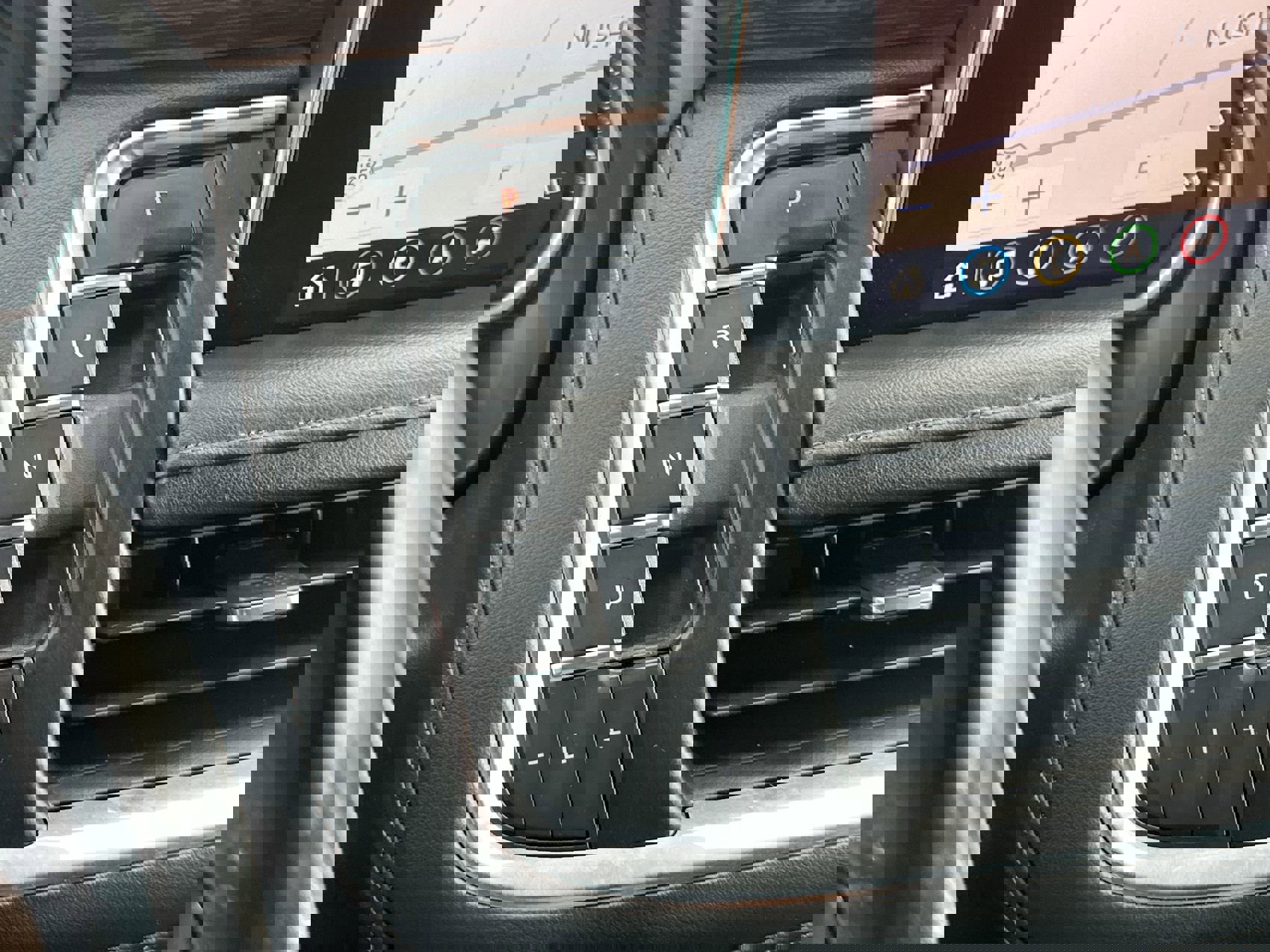 Used 2021 Chevrolet Suburban High Country image 20