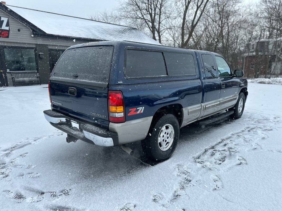 Used 1999 Chevrolet Silverado 1500 LS w/ Off-Road Chassis Pkg image 3