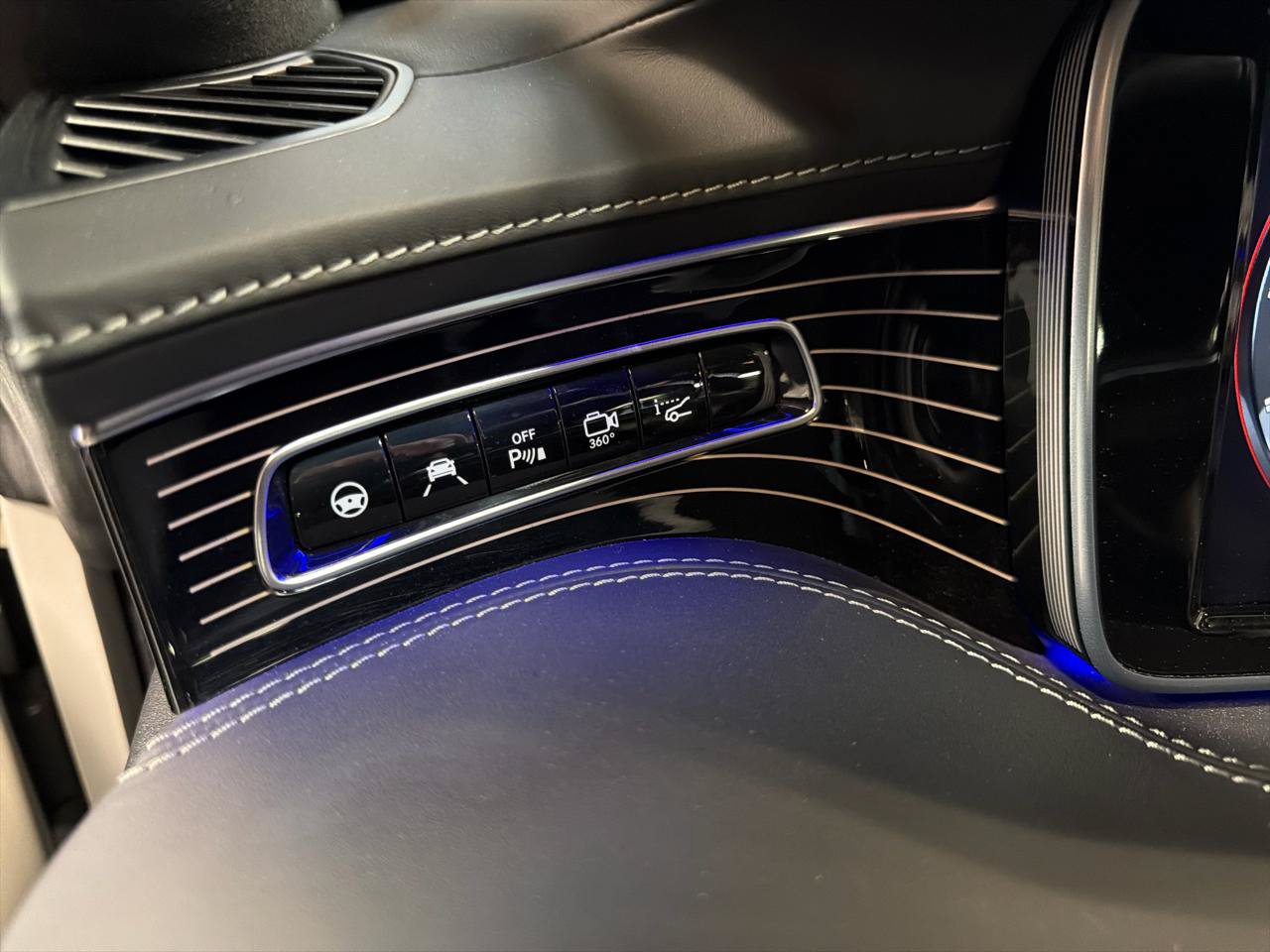 Used 2016 Mercedes-Benz S 63 AMG 4MATIC Coupe image 14