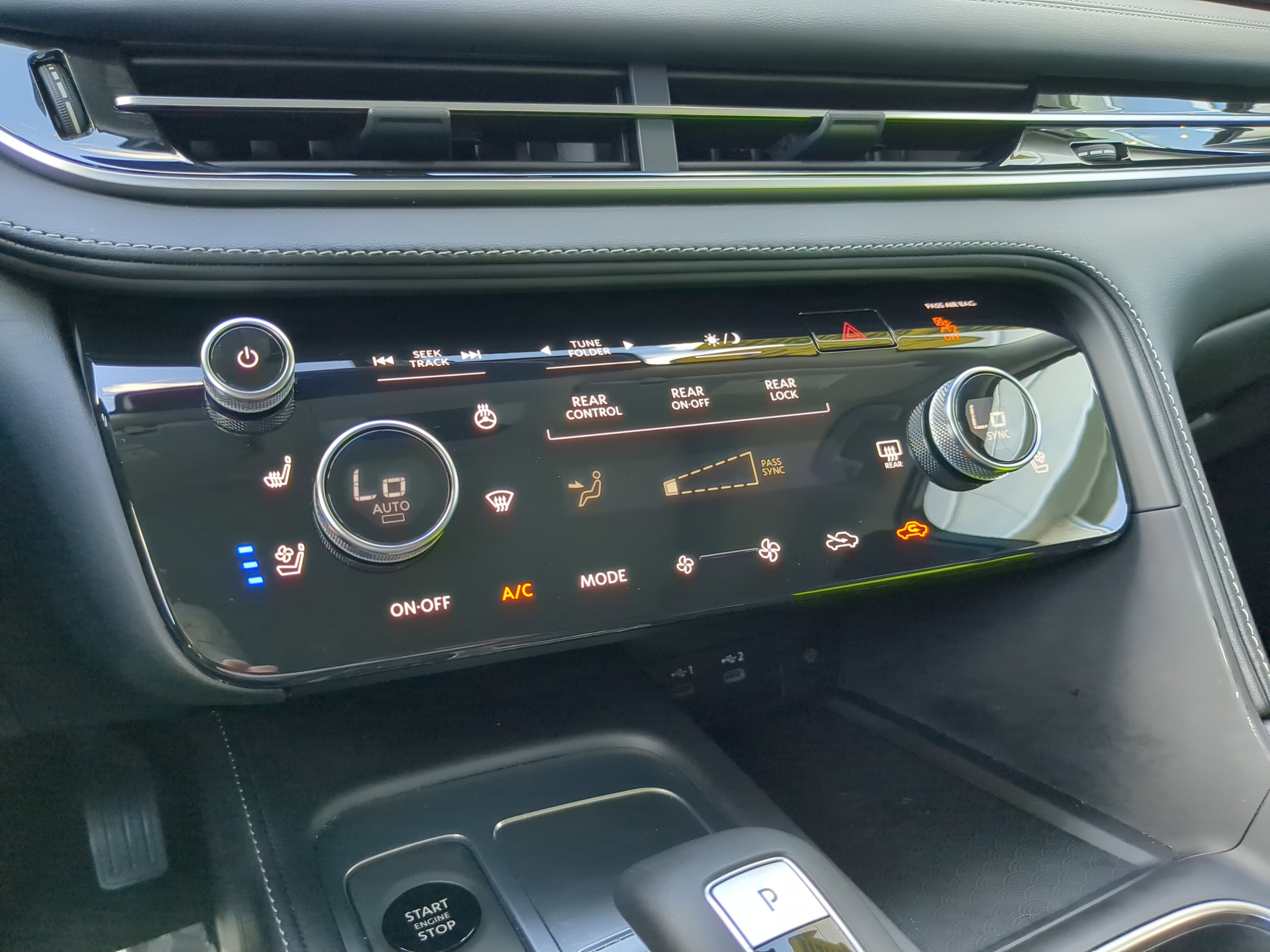 Used 2026 INFINITI QX60 Luxe w/ Cargo Package image 23