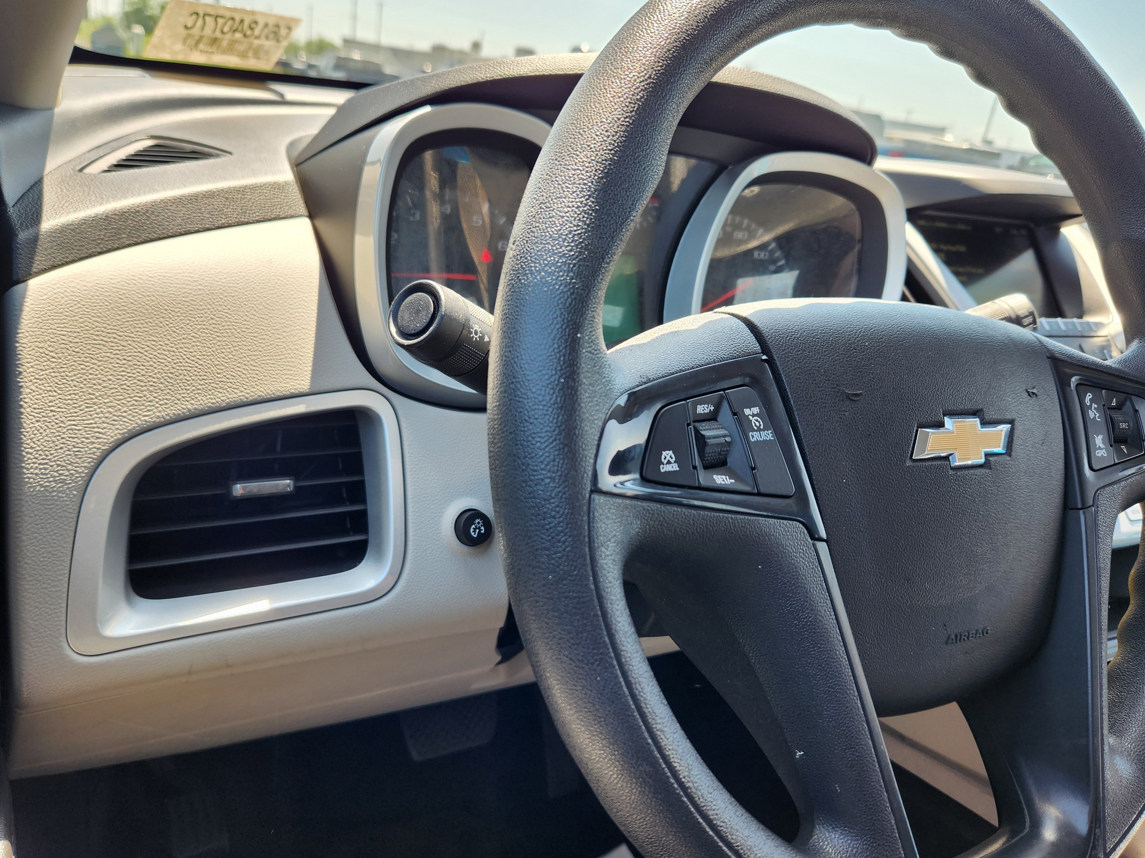 Used 2016 Chevrolet Equinox LS FWD image 24