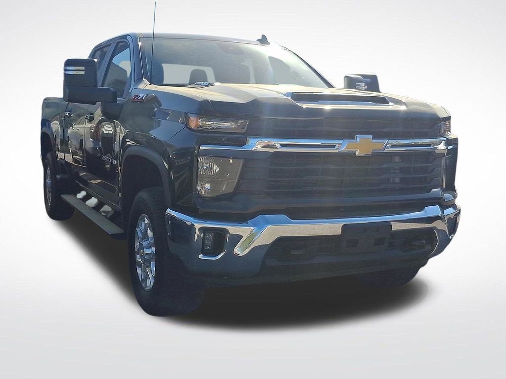 Certified 2024 Chevrolet Silverado 2500 LT image 3