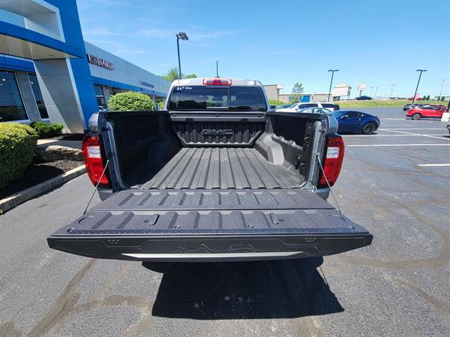 Used 2025 GMC Canyon Denali AWD/4WD image 15