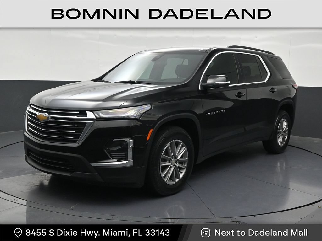 Used 2024 Chevrolet Traverse LT FWD image 1