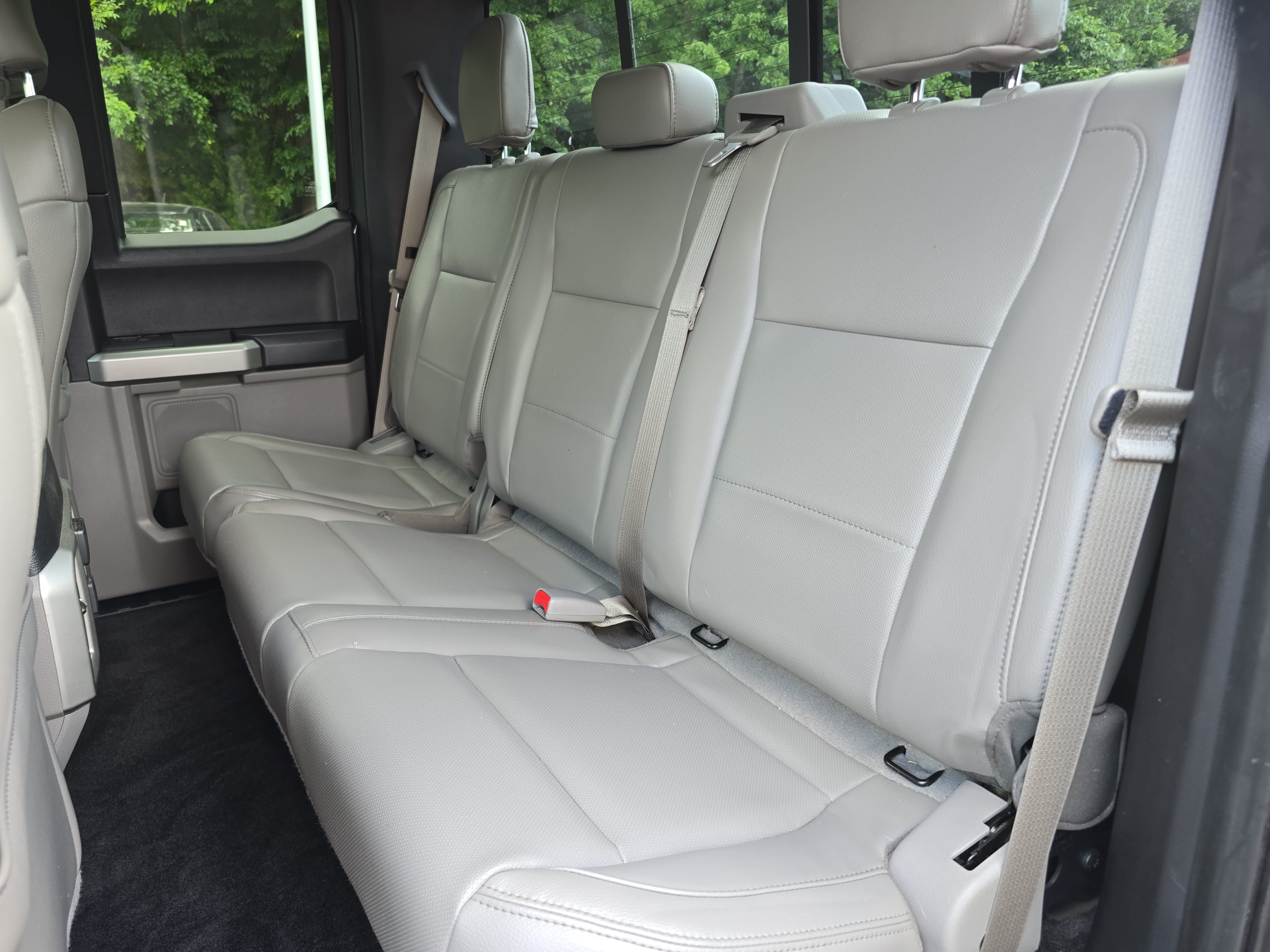 Used 2015 Ford F150 Lariat w/ Equipment Group 501A Mid AWD/4WD image 13