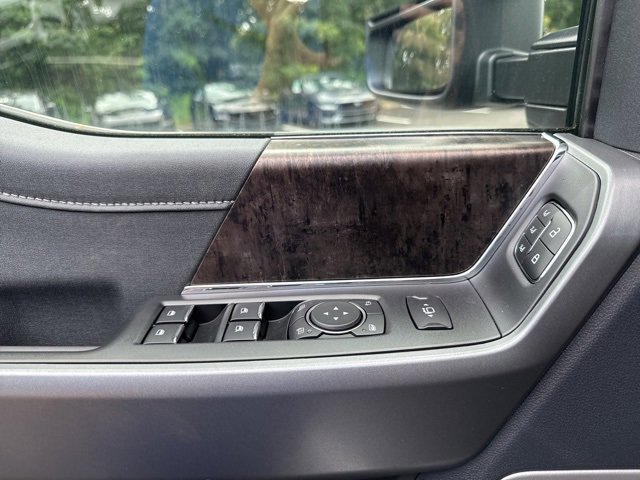 New 2025 Ford F250 Lariat w/ Chrome Package image 11