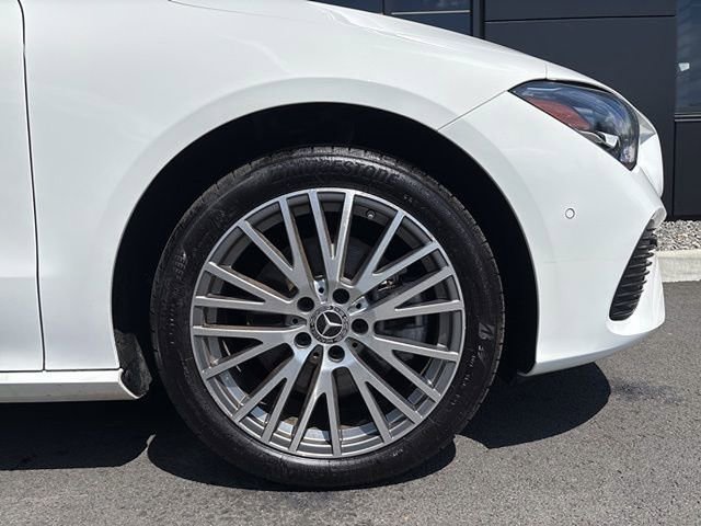 Used 2025 Mercedes-Benz CLA 250 4MATIC image 7