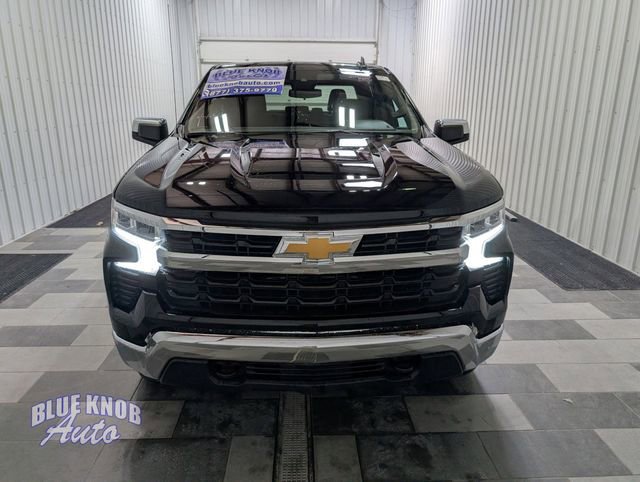Used 2024 Chevrolet Silverado 1500 LT image 7