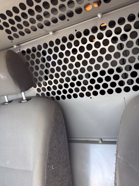 Used 2020 Nissan NV200 S FWD image 18