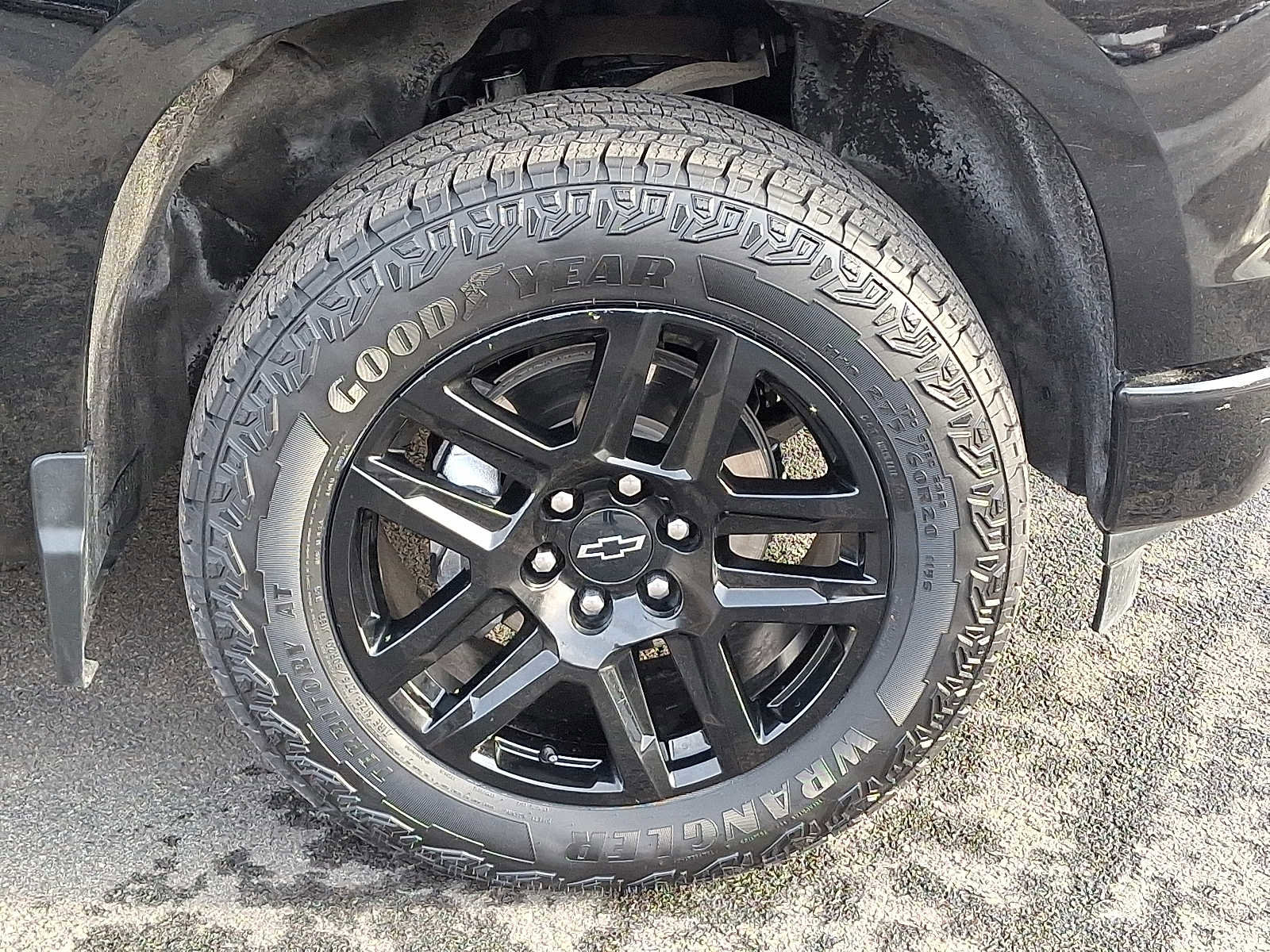 Used 2023 Chevrolet Silverado 1500 Custom image 8