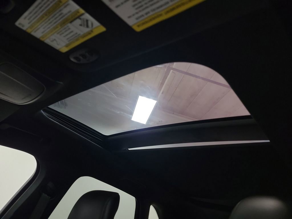 Used 2018 Lincoln MKC Reserve image 14