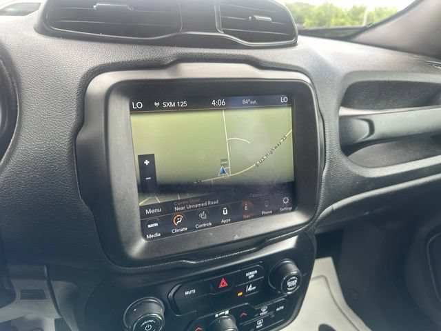 Used 2022 Jeep Renegade Altitude w/ Convenience Group AWD/4WD image 29
