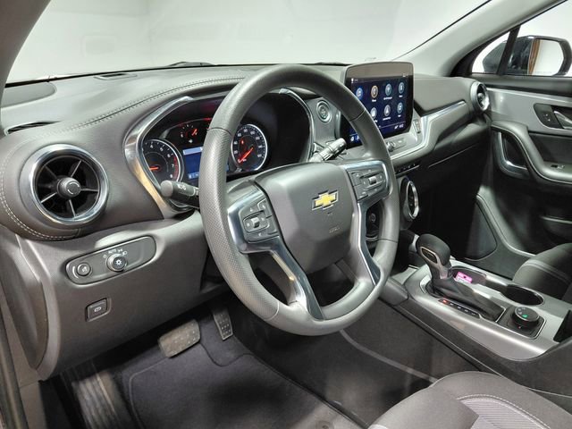 Used 2025 Chevrolet Blazer LT AWD/4WD image 20