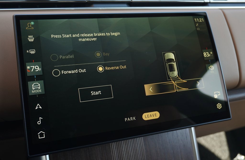 New 2026 Land Rover Range Rover Long Wheelbase Autobiography image 22