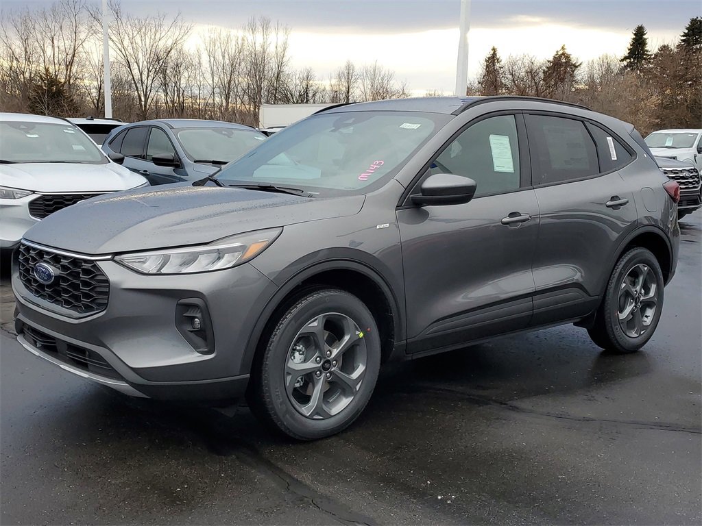 New 2026 Ford Escape ST-Line Select w/ Equipment Group 401A image 3