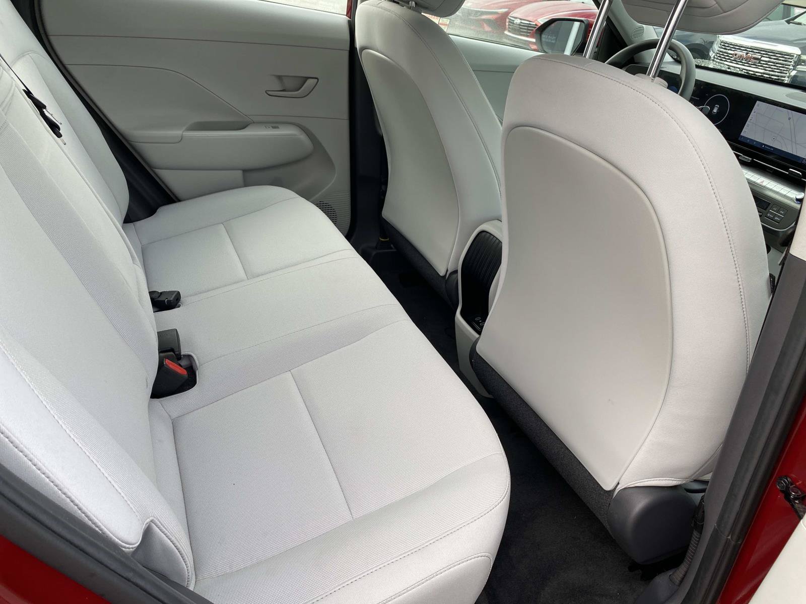 Used 2025 Hyundai Kona SE FWD image 23