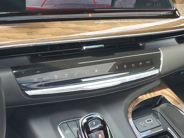 Certified 2024 Cadillac Escalade Premium Luxury Platinum AWD/4WD image 32