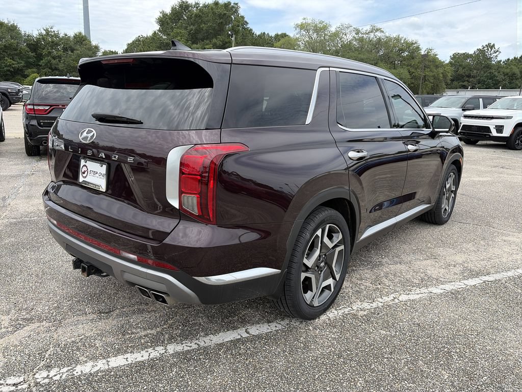 Used 2023 Hyundai Palisade Limited FWD image 6