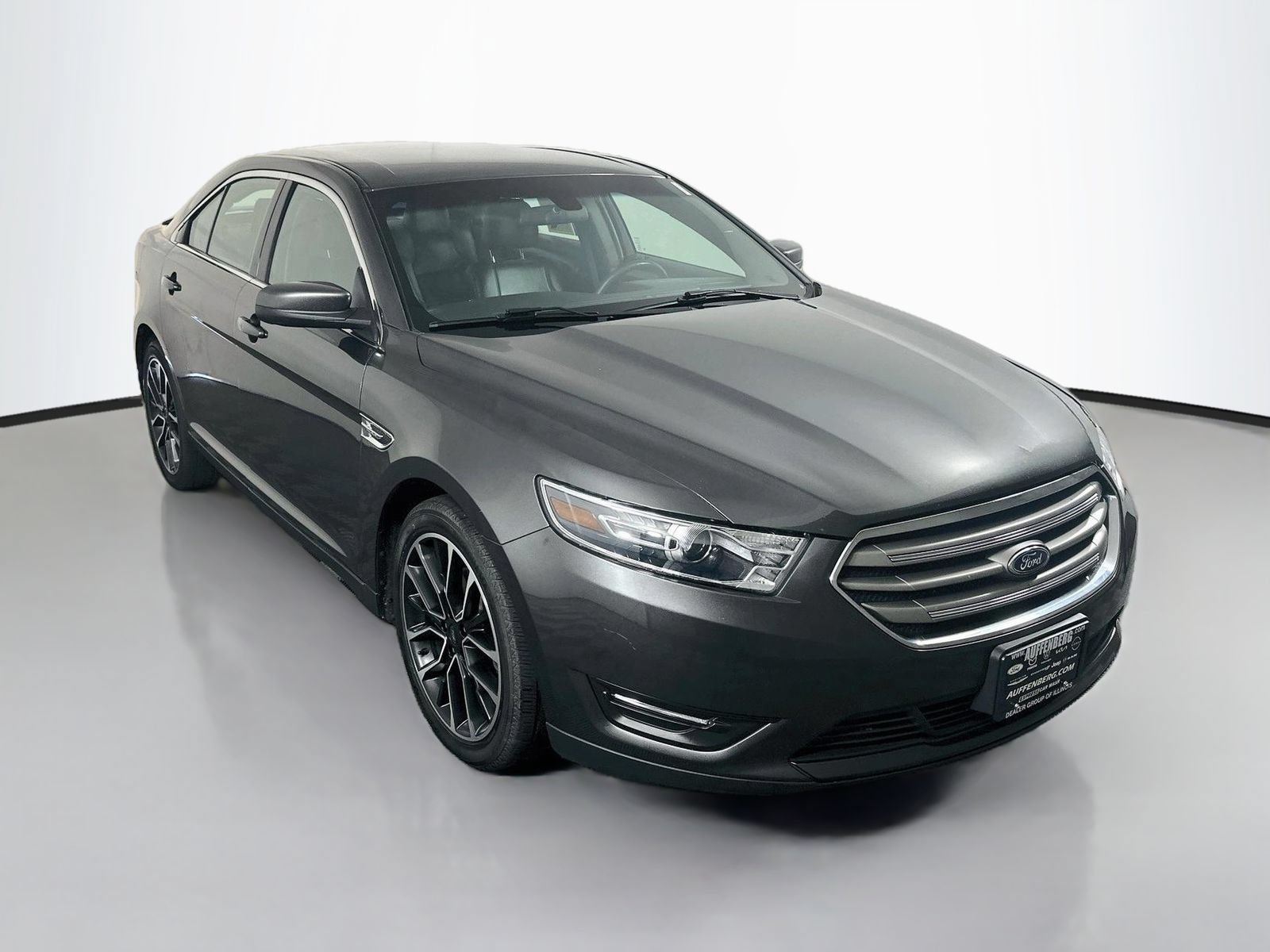 Used 2019 Ford Taurus SEL w/ Equipment Group 201A FWD image 1