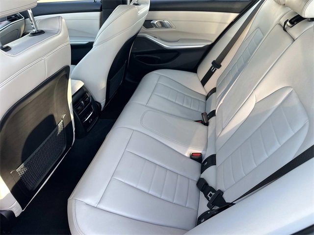 Used 2023 BMW M340i xDrive image 27