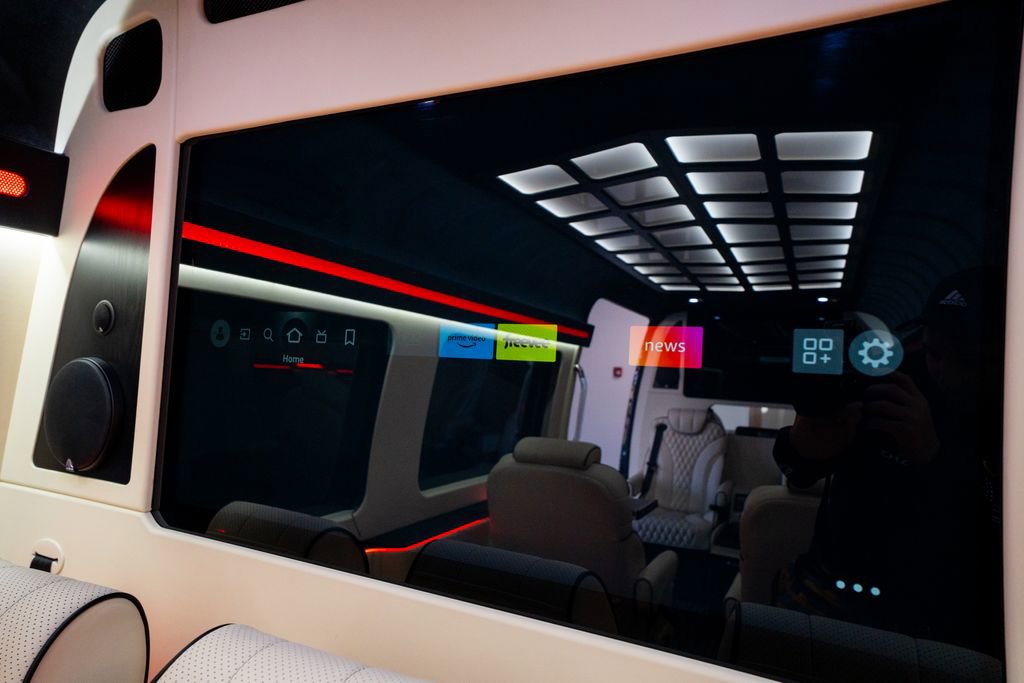 Used 2019 Mercedes-Benz Sprinter 170 image 41