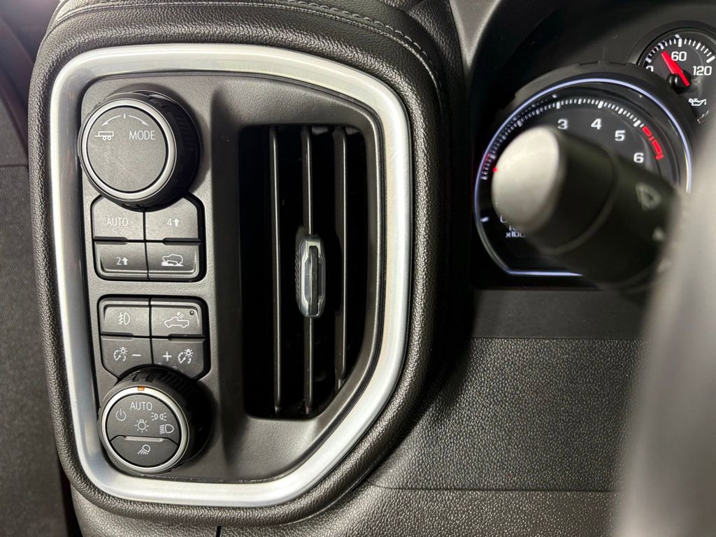 Used 2022 Chevrolet Silverado 1500 RST w/ Safety Package image 30