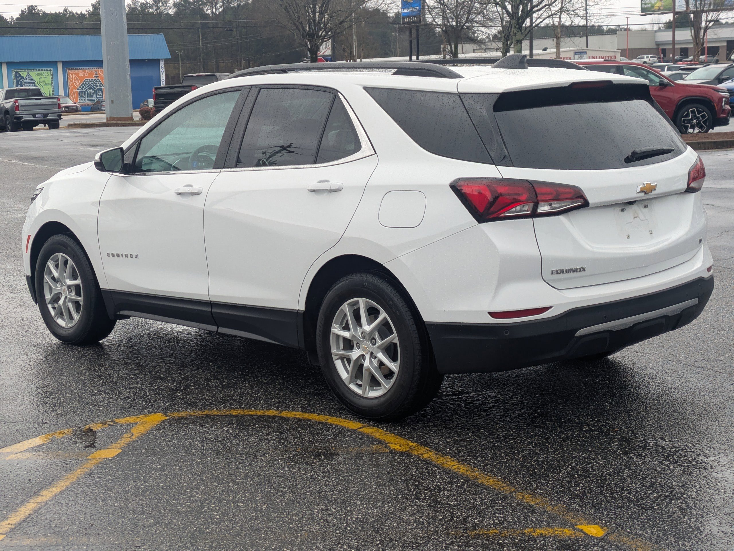 Used 2024 Chevrolet Equinox LT image 6